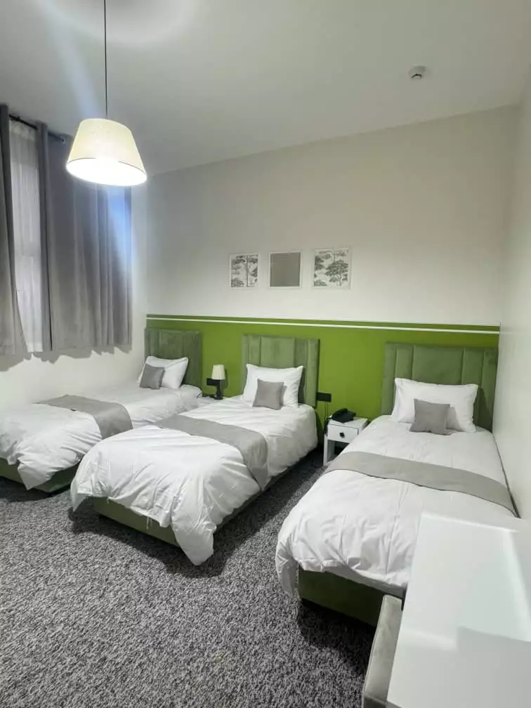 Alibaba https://cdn.alibaba.ir/ostorage/hotel-accommodation-images/68ea119ca1e6f83605b7e6ac_سه تخته (1).webp